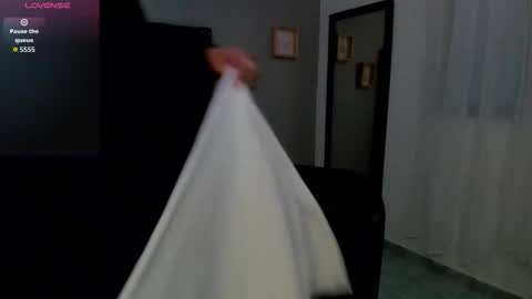 Mayu KIm online show from November 2025 11:10:01 AM