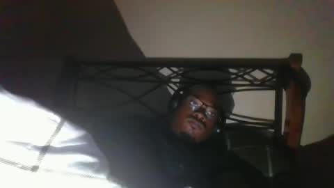 Mark online show from September 2025 06:12:02 AM