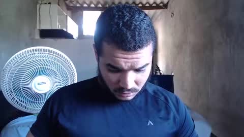 Snapshot of mcgregor_sexhot chatting on December 2024 03:21:01 PM Mcgregor online show from December 2024 03:21:01 PM