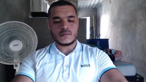 Snapshot of mcgregor_sexhot chatting on December 2024 07:57:01 PM Mcgregor online show from December 2024 07:57:01 PM