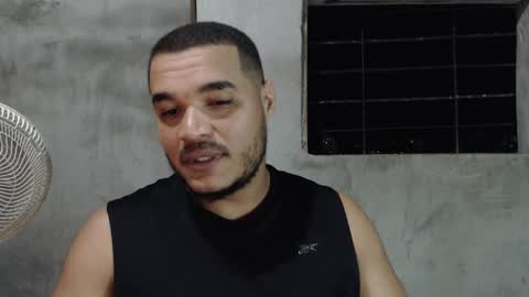 Snapshot of mcgregor_sexhot chatting on December 2024 05:05:02 AM Mcgregor online show from December 2024 05:05:02 AM
