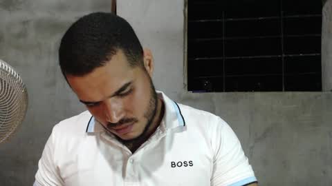 Snapshot of mcgregor_sexhot chatting on December 2024 05:12:01 AM Mcgregor online show from December 2024 05:12:01 AM