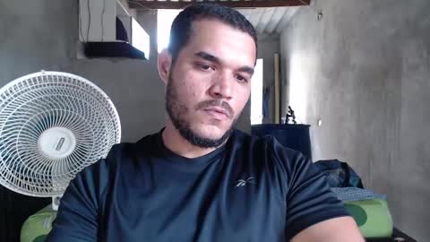 Snapshot of mcgregor_sexhot chatting on December 2024 07:40:01 PM Mcgregor online show from December 2024 07:40:01 PM