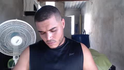 Snapshot of mcgregor_sexhot chatting on January 2025 07:45:01 PM Mcgregor online show from January 2025 07:45:01 PM