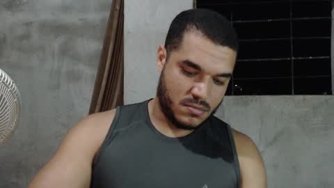 Snapshot of mcgregor_sexhot chatting on January 2025 04:32:01 AM Mcgregor online show from January 2025 04:32:01 AM