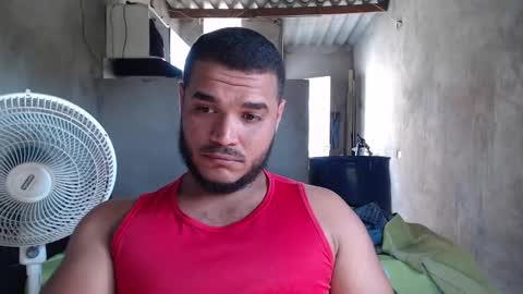Snapshot of mcgregor_sexhot chatting on February 2025 07:56:01 PM Mcgregor online show from February 2025 07:56:01 PM