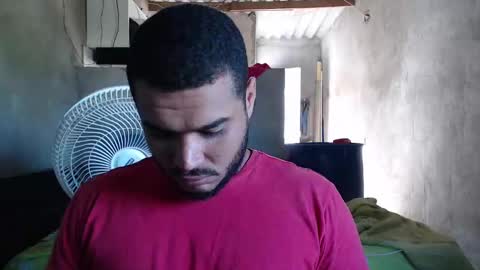 Snapshot of mcgregor_sexhot chatting on February 2025 02:12:01 PM Mcgregor online show from February 2025 02:12:01 PM