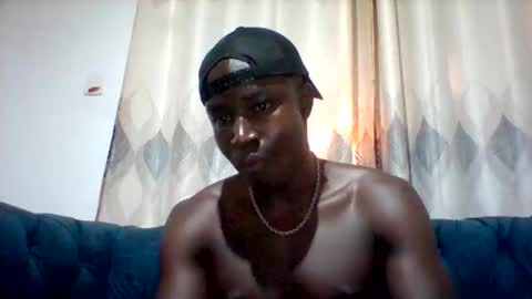 mclntz_bbc online show from November 2025 07:42:02 AM