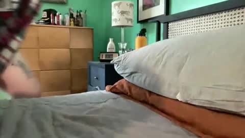 mcrizzle2 online show from April 2026 07:07:02 PM