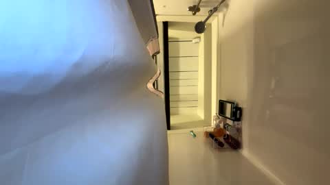 Snapshot of mdurand1137 chatting on November 2025 09:37:02 PM Dens cam online show from November 2025 09:37:02 PM