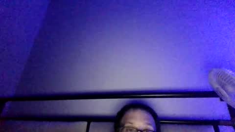 Snapshot of me18769 chatting on October 2025 12:04:02 PM daddy69 online show from October 2025 12:04:02 PM