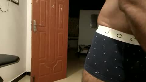 me_hai12 online show from November 2025 12:30:01 PM