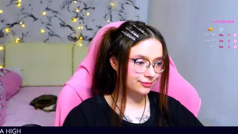 Hanna online show from March 2025 02:28:02 AM