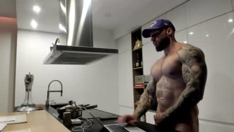 Alpha Male online show from June 2026 06:32:01 PM