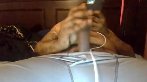Snapshot of meandmycock88 chatting on January 2025 12:22:02 AM meandmycock88 online show from January 2025 12:22:02 AM