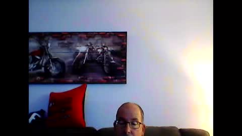 me at home online show from November 2025 05:11:01 PM