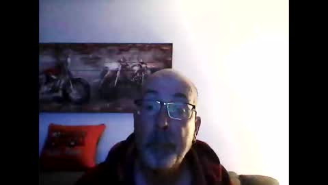 Snapshot of meathome3 chatting on May 2026 09:17:02 AM me at home online show from May 2026 09:17:02 AM