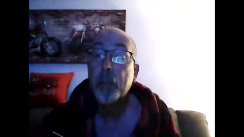 Snapshot of meathome3 chatting on June 2026 09:15:02 AM me at home online show from June 2026 09:15:02 AM