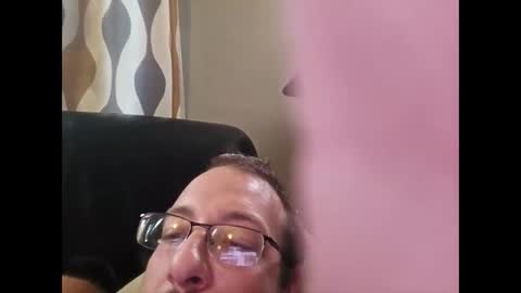 Snapshot of meatinyourgrill chatting on September 2025 07:35:01 PM meatinyourgrill online show from September 2025 07:35:01 PM