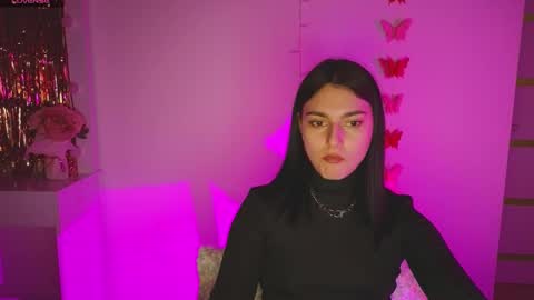 Dina online show from March 2025 04:38:02 PM