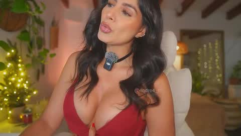 Snapshot of meegan1 chatting on January 2026 04:23:02 PM Andrea online show from January 2026 04:23:02 PM