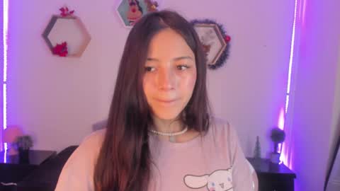 Snapshot of meelanny_ds chatting on December 2024 04:22:02 AM online show from December 2024 04:22:02 AM