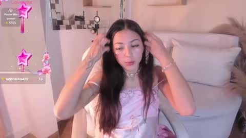 Snapshot of meelanny_ds chatting on February 2025 09:22:02 AM online show from February 2025 09:22:02 AM