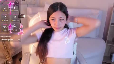 Snapshot of meelanny_ds chatting on March 2025 04:46:01 AM online show from March 2025 04:46:01 AM