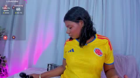 Snapshot of meelody7 chatting on June 2026 03:07:01 AM Melody online show from June 2026 03:07:01 AM