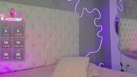 Megan  online show from September 2025 04:23:01 AM