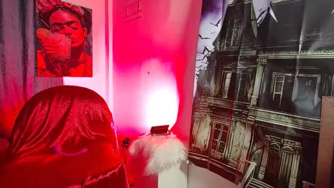 Snapshot of megan__roouse chatting on October 2025 03:06:02 AM Megan online show from October 2025 03:06:02 AM