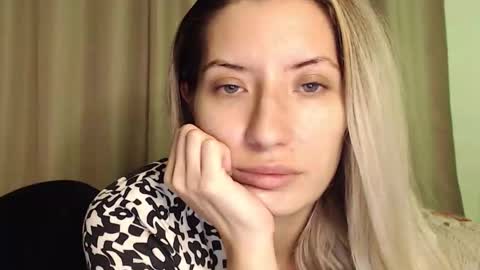 Megan Blazee  online show from November 2025 09:46:02 PM