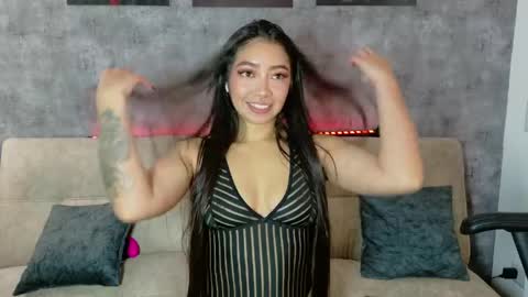 Snapshot of megan_bluee_ chatting on May 2026 05:41:02 PM Megan Bluee online show from May 2026 05:41:02 PM