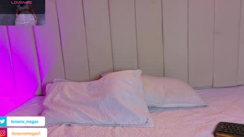 Megan  online show from April 2026 01:12:02 PM