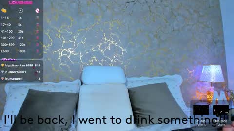 Snapshot of megan_clarck_ chatting on February 2025 05:05:01 AM Puedes llamarme angy online show from February 2025 05:05:01 AM