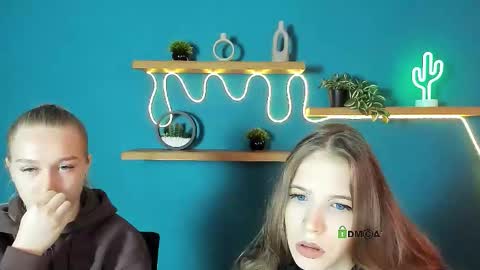 Snapshot of megan_cold chatting on October 2025 08:39:01 AM megan_cold online show from October 2025 08:39:01 AM