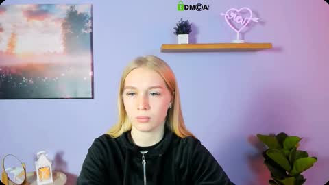 Snapshot of megan_cold chatting on October 2025 08:48:01 AM megan_cold online show from October 2025 08:48:01 AM