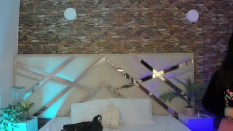     online show from January 2026 12:29:02 PM