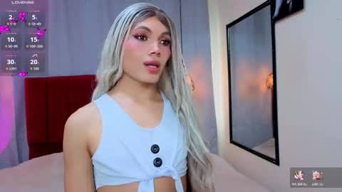 megan do santos online show from March 2026 08:26:02 PM