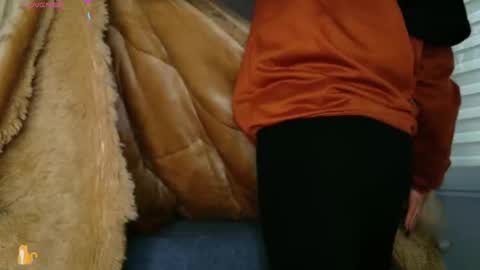     online show from November 2025 12:05:02 PM