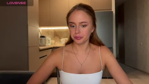 Snapshot of megan_nilson chatting on June 2026 02:54:02 PM Megan online show from June 2026 02:54:02 PM