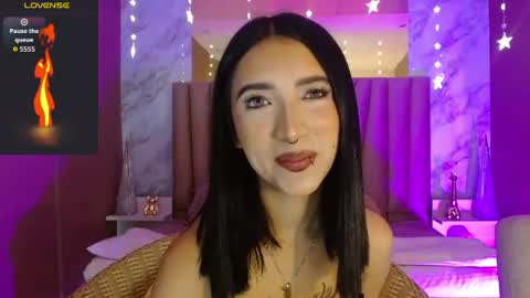 Snapshot of megan_saint chatting on July 2026 01:48:02 PM megan_saint online show from July 2026 01:48:02 PM