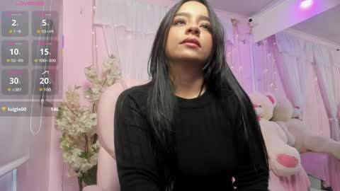 Megan  online show from April 2026 09:32:02 PM