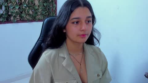 megan white 01  online show from December 2024 08:00:01 PM