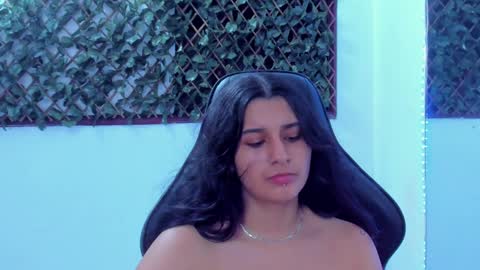 megan white 01  online show from January 2025 02:18:01 AM