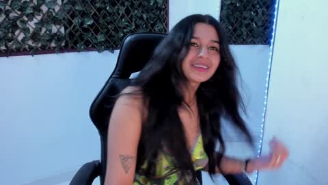 megan white 01  online show from January 2025 03:16:01 AM