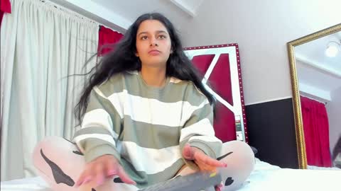 megan white 01  online show from January 2025 03:40:02 AM