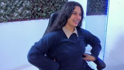 megan white 01  online show from February 2025 04:42:02 AM