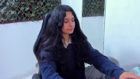megan white 01  online show from February 2025 03:21:01 AM