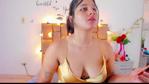 megan white 01  online show from September 2025 08:53:01 PM